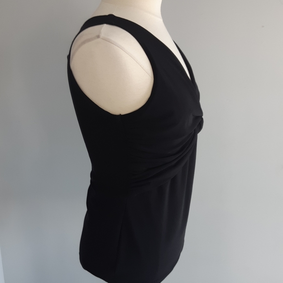 5/10$ Conrad C Women's sleeveless blouse size M - Picture 11 of 16